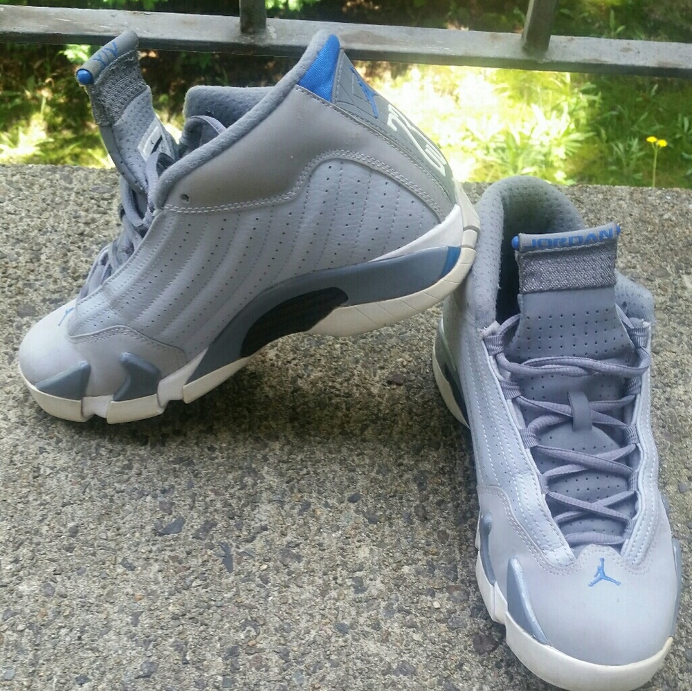 Jordans - Size 6.5